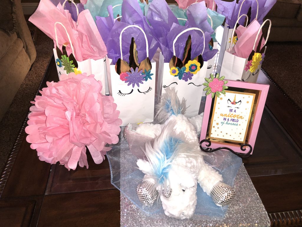 unicorn-birthday-party-gift-bag-decorating-ideas-worthwhile-endeavors